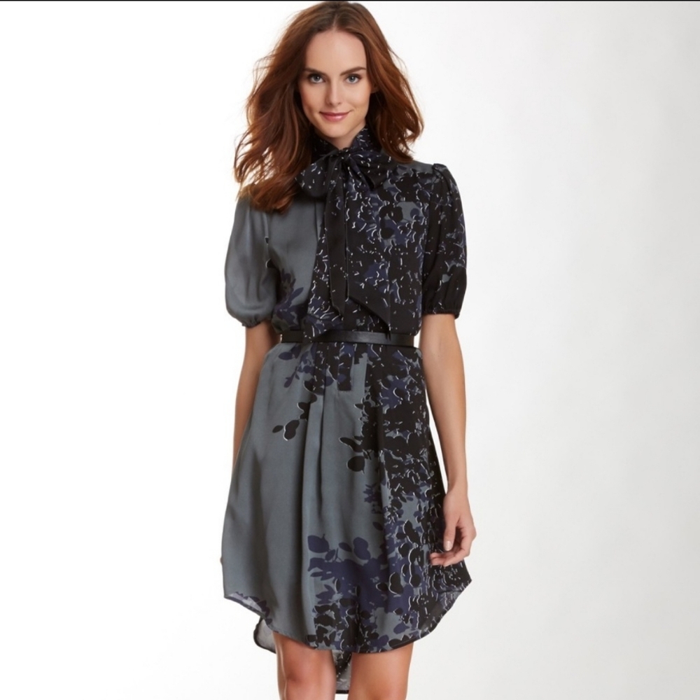 Jessica Simpson Tie Neck Floral Shift Dress